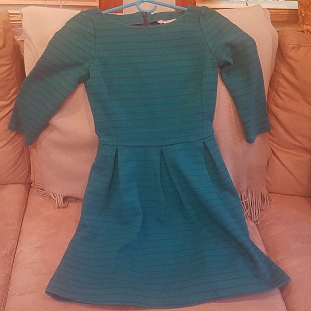 Banana Republic teal striped dress with pockets!